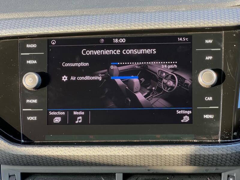 VOLKSWAGEN T-CROSS 1.6 R-LINE TDI 5d 94 BHP 1 OWNER FROM NEW|PARK DISTANCE F/R Hatchback Manual Diesel - U9428