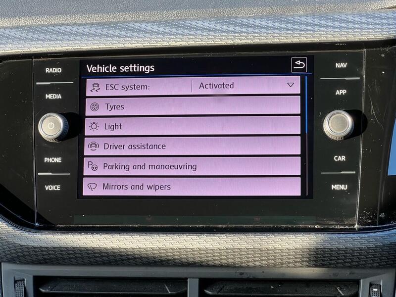 VOLKSWAGEN T-CROSS 1.6 R-LINE TDI 5d 94 BHP 1 OWNER FROM NEW|PARK DISTANCE F/R Hatchback Manual Diesel - U9428