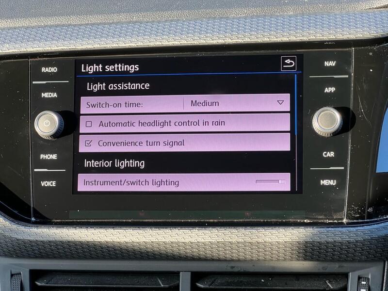 VOLKSWAGEN T-CROSS 1.6 R-LINE TDI 5d 94 BHP 1 OWNER FROM NEW|PARK DISTANCE F/R Hatchback Manual Diesel - U9428