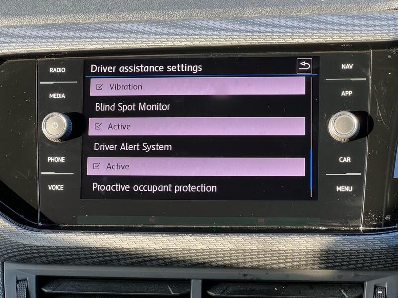 VOLKSWAGEN T-CROSS 1.6 R-LINE TDI 5d 94 BHP 1 OWNER FROM NEW|PARK DISTANCE F/R Hatchback Manual Diesel - U9428