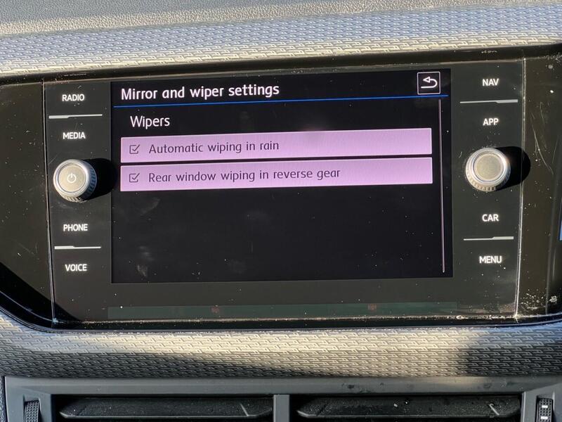 VOLKSWAGEN T-CROSS 1.6 R-LINE TDI 5d 94 BHP 1 OWNER FROM NEW|PARK DISTANCE F/R Hatchback Manual Diesel - U9428
