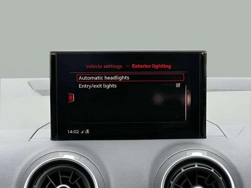 AUDI Q2 1.6 TDI SPORT 5d 114 BHP 1 OWNER|AUDI SERVICE HISTORY - U9494