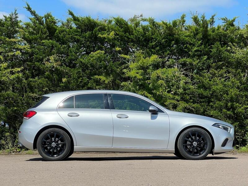 MERCEDES-BENZ A-CLASS 1.5 A 180 D SPORT EXECUTIVE 5d 114 BHP 1 OWNER FROM NEW|PARK ASSIST|R/CAM - U9556