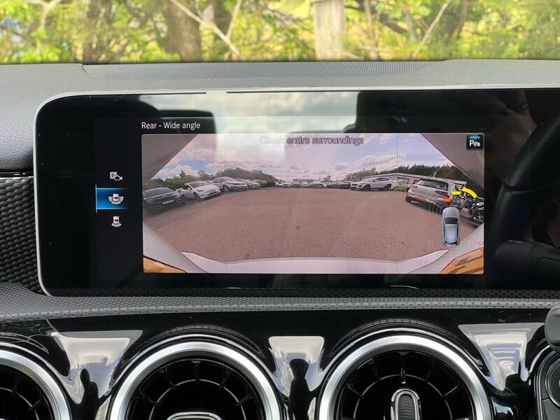 MERCEDES-BENZ A-CLASS 1.5 A 180 D SPORT EXECUTIVE 5d 114 BHP 1 OWNER FROM NEW|PARK ASSIST|R/CAM - U9556