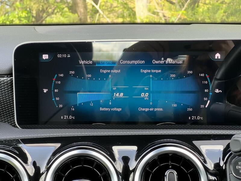 MERCEDES-BENZ A-CLASS 1.5 A 180 D SPORT EXECUTIVE 5d 114 BHP 1 OWNER FROM NEW|PARK ASSIST|R/CAM - U9556