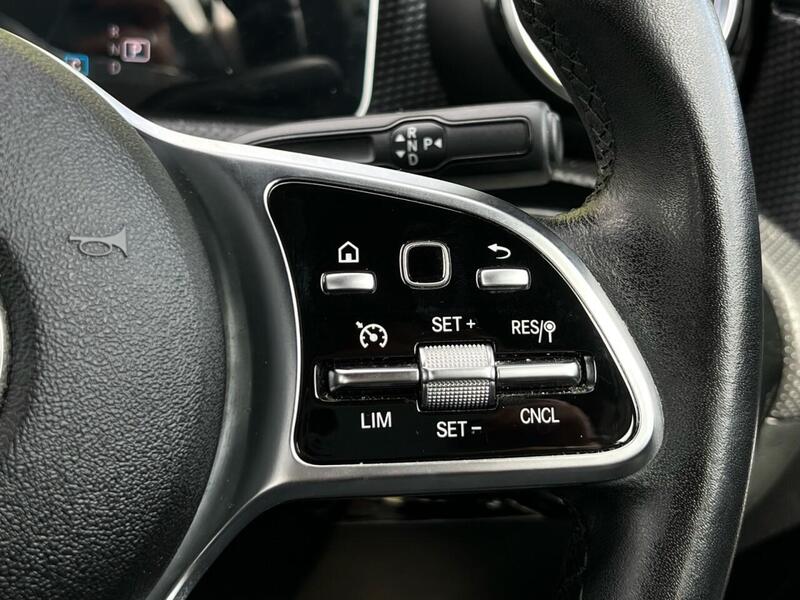 MERCEDES-BENZ A-CLASS 1.5 A 180 D SPORT EXECUTIVE 5d 114 BHP 1 OWNER FROM NEW|PARK ASSIST|R/CAM - U9556