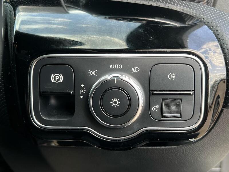 MERCEDES-BENZ A-CLASS 1.5 A 180 D SPORT EXECUTIVE 5d 114 BHP 1 OWNER FROM NEW|PARK ASSIST|R/CAM - U9556