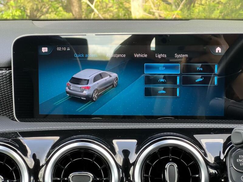 MERCEDES-BENZ A-CLASS 1.5 A 180 D SPORT EXECUTIVE 5d 114 BHP 1 OWNER FROM NEW|PARK ASSIST|R/CAM - U9556