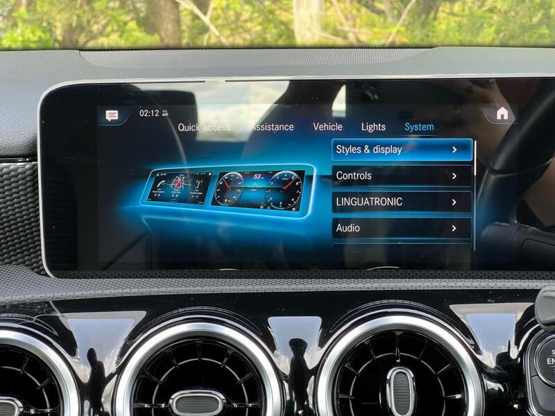 MERCEDES-BENZ A-CLASS 1.5 A 180 D SPORT EXECUTIVE 5d 114 BHP 1 OWNER FROM NEW|PARK ASSIST|R/CAM - U9556