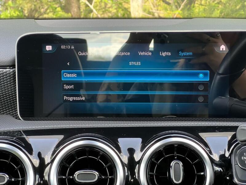 MERCEDES-BENZ A-CLASS 1.5 A 180 D SPORT EXECUTIVE 5d 114 BHP 1 OWNER FROM NEW|PARK ASSIST|R/CAM - U9556