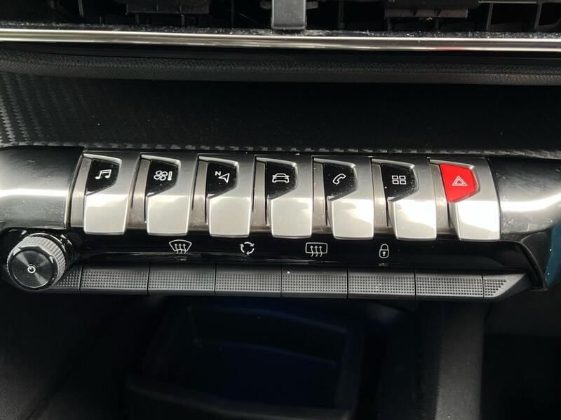 PEUGEOT 3008 1.5 BLUEHDI S/S ALLURE 5d 129 BHP 1 OWNER FROM NEW|VAT QUALIFYING - U9594