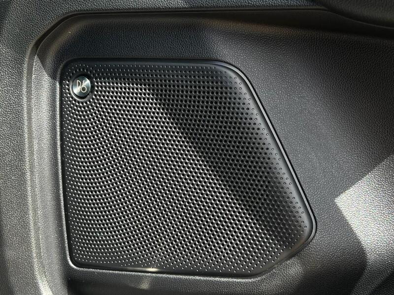 FORD KUGA 2.5 ST-LINE FIRST EDITION 5d 222 BHP FULL SERVICE HISTORY|1OWNER|VATQ Hatchback Automatic Hybrid - U9723