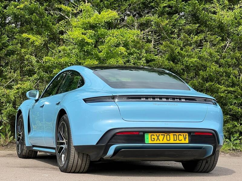 PORSCHE TAYCAN TURBO 93KWH 4d 671 BHP 1 OWNER FROM NEW|VAT QUALIFYING - U9724