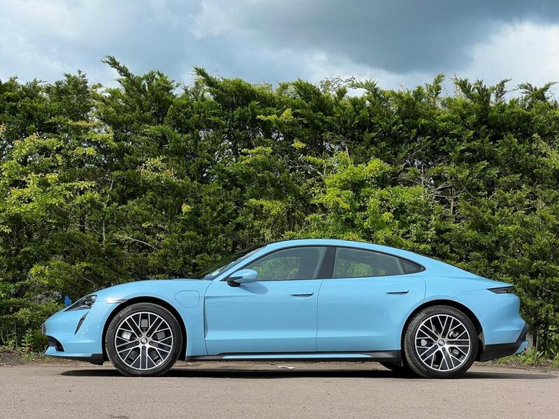 PORSCHE TAYCAN TURBO 93KWH 4d 671 BHP 1 OWNER FROM NEW|VAT QUALIFYING - U9724