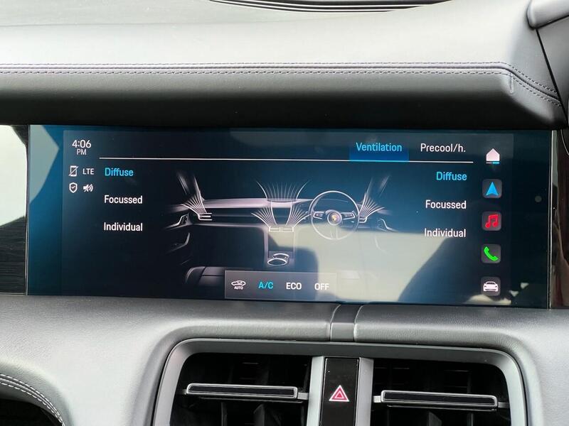 PORSCHE TAYCAN TURBO 93KWH 4d 671 BHP 1 OWNER FROM NEW|VAT QUALIFYING - U9724