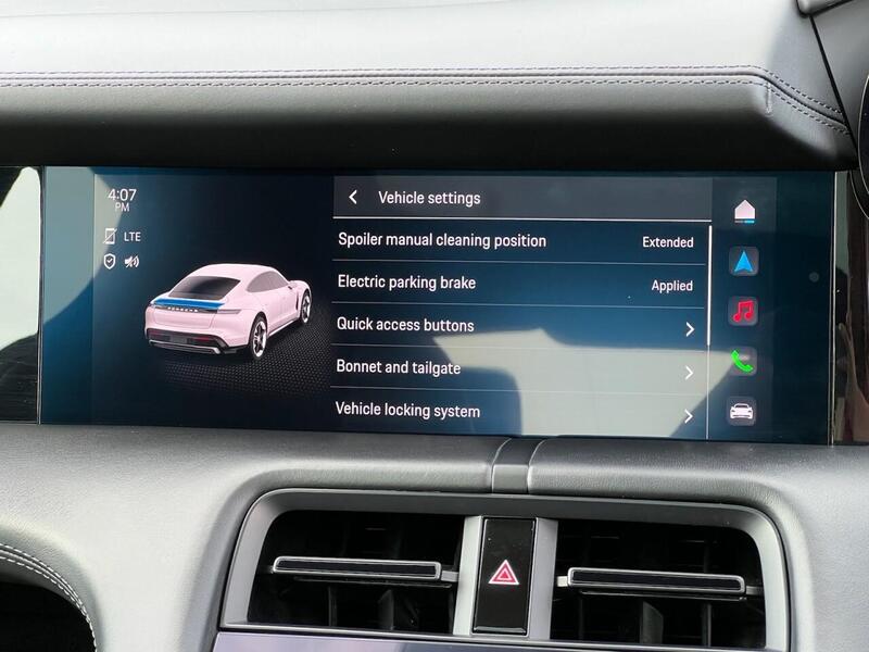 PORSCHE TAYCAN TURBO 93KWH 4d 671 BHP 1 OWNER FROM NEW|VAT QUALIFYING - U9724