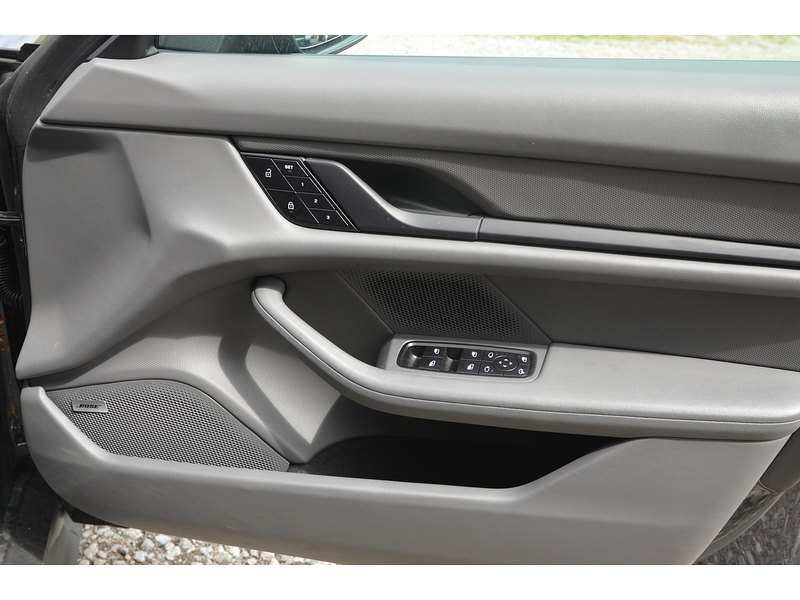 PORSCHE TAYCAN 4 CROSS TURISMO 5d 470 BHP SERVICE HISTORY|360°CAM|BOSE|21'S Estate Automatic Electric | - U9730