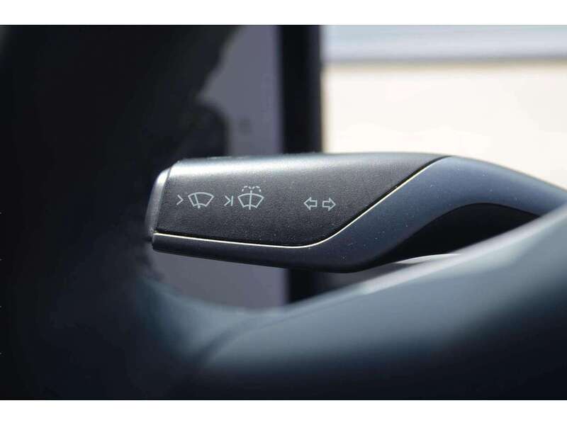 Tesla Model 3 (Dual Motor) Long Range Saloon 4dr Electric Auto 4WDE (346 ps) | PAN ROOF|COLD PACK|R/CAM - U9768