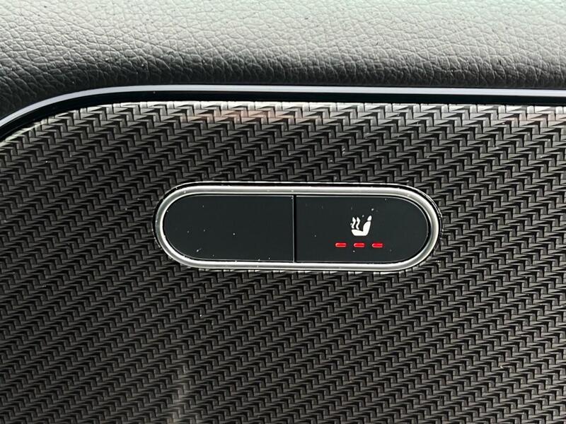 MERCEDES-BENZ GLB 1.3 GLB 200 AMG LINE 5d 161 BHP 1 FORMER KEEPER|FSH- SERVICED @42K - U9785