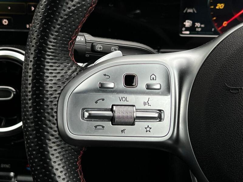 MERCEDES-BENZ GLB 1.3 GLB 200 AMG LINE 5d 161 BHP 1 FORMER KEEPER|FSH- SERVICED @42K - U9785