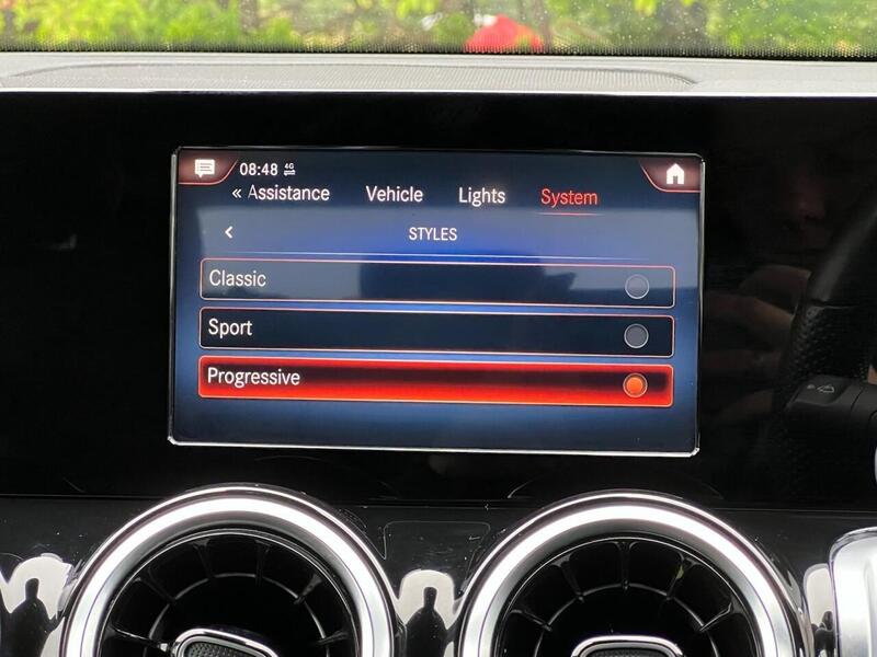 MERCEDES-BENZ GLB 1.3 GLB 200 AMG LINE 5d 161 BHP 1 FORMER KEEPER|FSH- SERVICED @42K - U9785