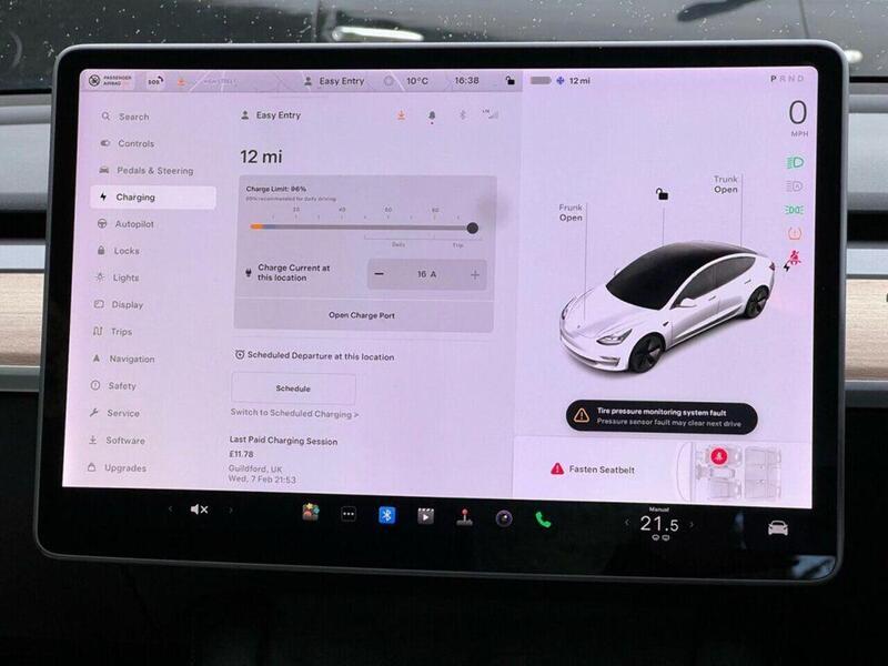 TESLA Model 3 LONG RANGE AWD 4d 302 BHP 1 OWNER FROM NEW|VAT QUALIFYING Saloon Automatic Electric - U9906