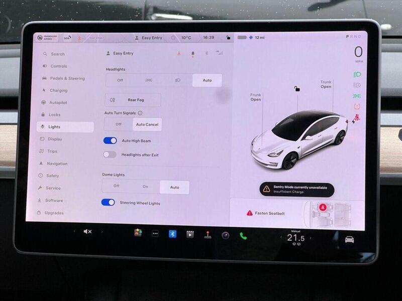 TESLA Model 3 LONG RANGE AWD 4d 302 BHP 1 OWNER FROM NEW|VAT QUALIFYING Saloon Automatic Electric - U9906