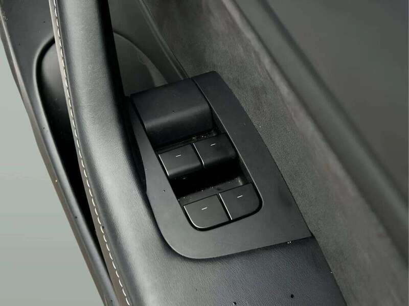 TESLA Model 3 LONG RANGE AWD 4d 302 BHP 1 OWNER FROM NEW|VAT QUALIFYING Saloon Automatic Electric - U9906