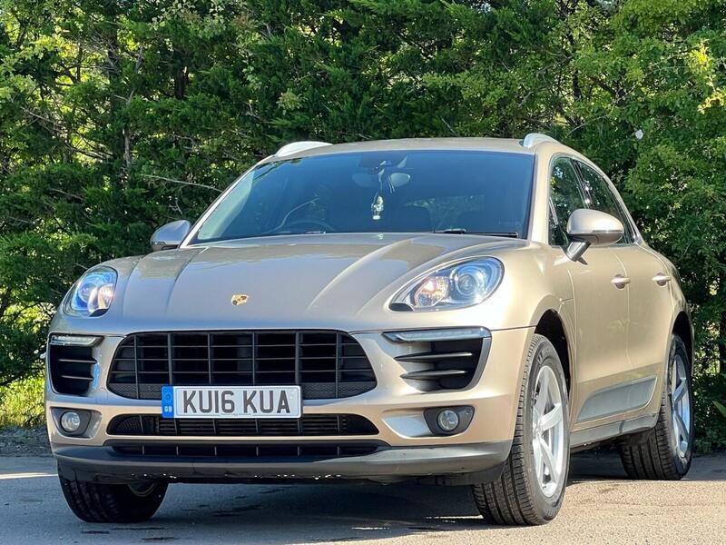 PORSCHE MACAN MACAN 2.0 PDK 5d 248 BHP 1 FORMER KEEPER|E/TAILGATE|R/CAM - U9907