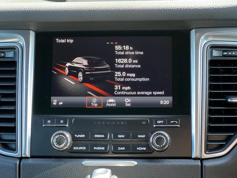 PORSCHE MACAN MACAN 2.0 PDK 5d 248 BHP 1 FORMER KEEPER|E/TAILGATE|R/CAM - U9907