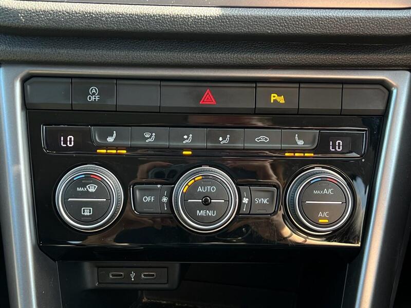 VOLKSWAGEN T-ROC 2.0 ACTIVE TDI EVO 5d 114 BHP 1 OWNER FROM NEW|SERVICE HISTORY Hatchback Manual Diesel - U9959