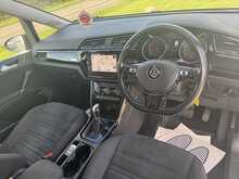 Volkswagen Touran 1.4 TSI SEL MPV 5dr Petrol DSG Euro 6 (s/s) (148 bhp) 7 Seater