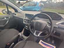 Peugeot 208 1.2 PureTech Tech Edition Hatchback 5dr Petrol Manual Euro 6 (s/s) (81 bhp)