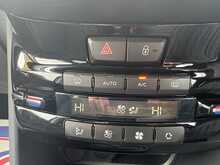 Peugeot 208 1.2 PureTech Tech Edition Hatchback 5dr Petrol Manual Euro 6 (s/s) (81 bhp)