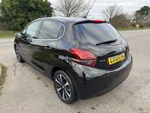 Peugeot 208 1.2 PureTech Tech Edition Hatchback 5dr Petrol Manual Euro 6 (s/s) (81 bhp)