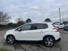 Peugeot 2008 1.6 e-HDi Feline SUV 5dr Diesel Manual Euro 5 (s/s) (Mistral) (113 bhp)