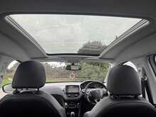 Peugeot 2008 1.6 e-HDi Feline SUV 5dr Diesel Manual Euro 5 (s/s) (Mistral) (113 bhp)