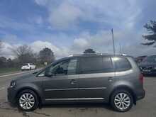 Volkswagen Touran 2.0 TDI Sport MPV 5dr Diesel Manual Euro 5 (138 bhp)
