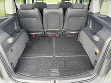 Volkswagen Touran 2.0 TDI Sport MPV 5dr Diesel Manual Euro 5 (138 bhp)