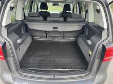 Volkswagen Touran 2.0 TDI Sport MPV 5dr Diesel Manual Euro 5 (138 bhp)