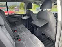 Volkswagen Touran 2.0 TDI Sport MPV 5dr Diesel Manual Euro 5 (138 bhp)
