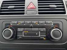 Volkswagen Touran 2.0 TDI Sport MPV 5dr Diesel Manual Euro 5 (138 bhp)