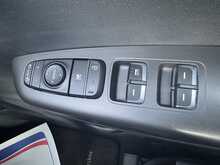 Kia Sportage 1.7 CRDi 2 SUV 5dr Diesel Manual Euro 6 (s/s) (114 bhp)