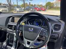 Volvo V40 2.0 D3 R-Design Lux Nav Hatchback 5dr Diesel Manual Euro 5 (s/s) (148 bhp)