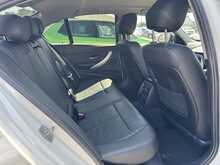 BMW 3 Series 2.0 318d SE Saloon 4dr Diesel Auto Euro 6 (s/s) (148 bhp)