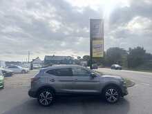 Nissan Qashqai 1.5 dCi N-Connecta SUV 5dr Diesel Manual Euro 6 (s/s) (108 bhp)