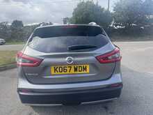 Nissan Qashqai 1.5 dCi N-Connecta SUV 5dr Diesel Manual Euro 6 (s/s) (108 bhp)