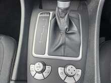 Mercedes-Benz 3.0 SLK300 Convertible 2dr Petrol G-Tronic Euro 5 (228 bhp)