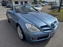 Mercedes-Benz 3.0 SLK300 Convertible 2dr Petrol G-Tronic Euro 5 (228 bhp)