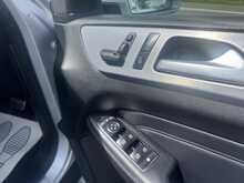 Mercedes-Benz M Class 2.1 ML250 BlueTEC SE SUV 5dr Diesel G-Tronic 4WD (s/s) (202 bhp)
